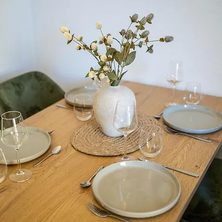 Moebliertes Wohnen - Wilma Apartmán Rostock